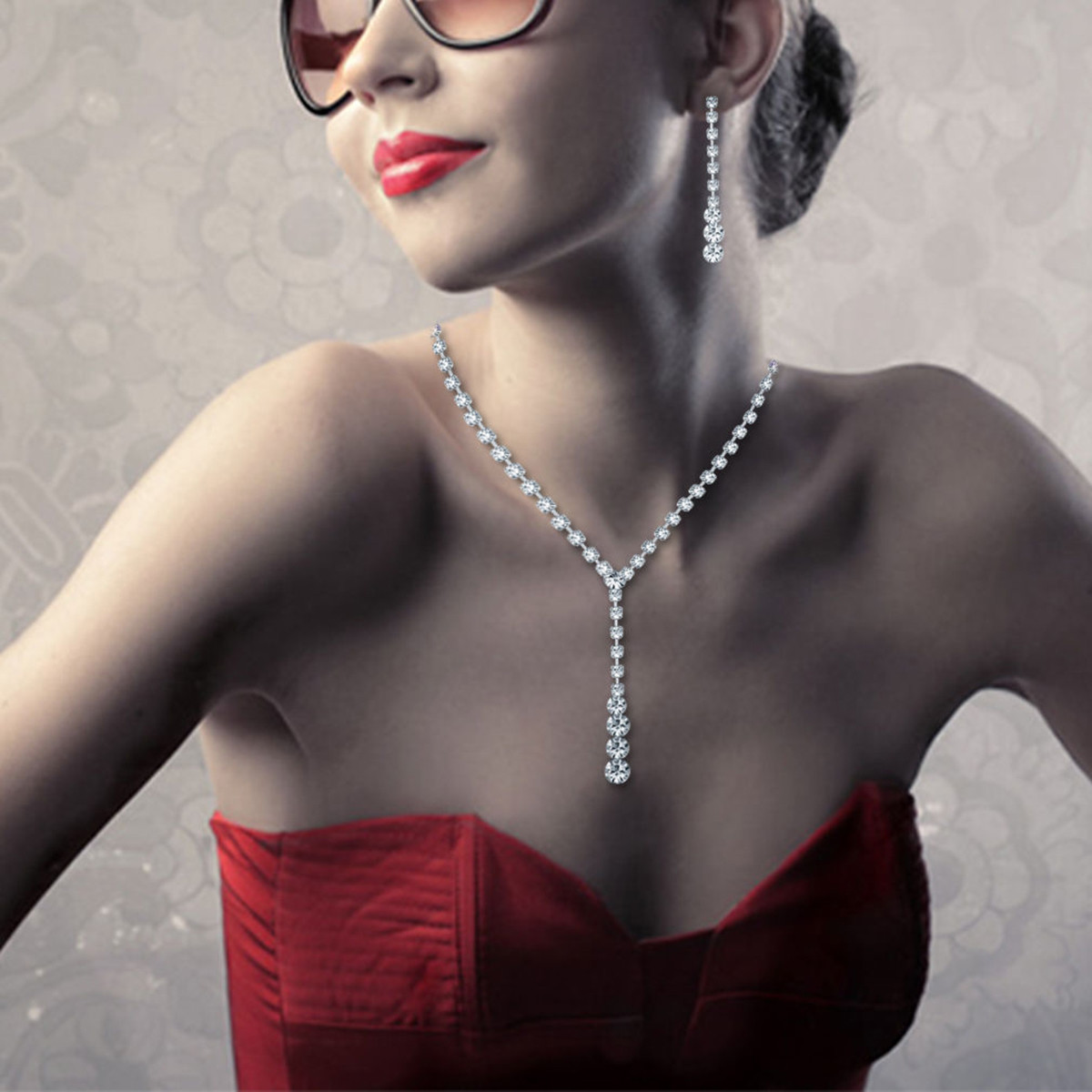 Stylish Wedding Bridal Rhinestone Crystal Necklace Drop Earrings New Jewelry Set Stylish Wedding Bridal Rhinestone Crystal Necklace Drop Earrings New Jewelry Set
