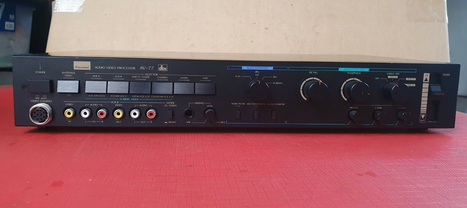 Sansui AUDIO VIDEO PROCESSOR AV-77 dbx Sansui AUDIO VIDEO PROCESSOR AV-77 dbx