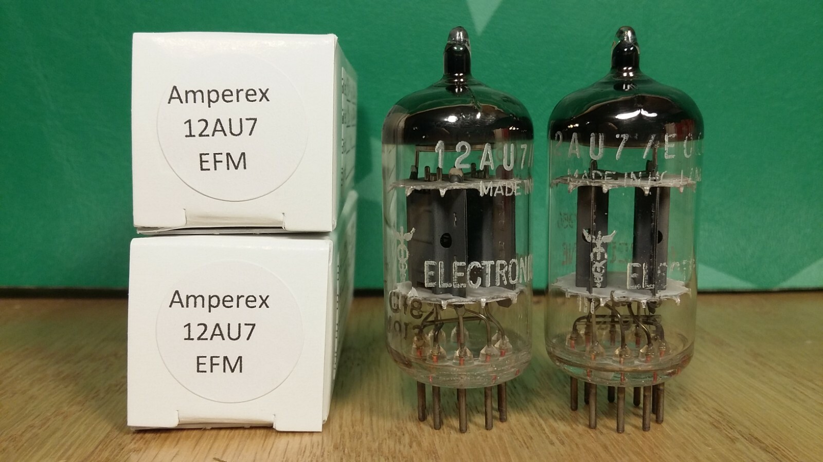 Perfectly Matched Pair Amperex 12AU7 ECC82 Electronics for Medicine Vacuum Tubes Perfectly Matched Pair Amperex 12AU7 ECC82 Electronics for Medicine Vacuum Tubes