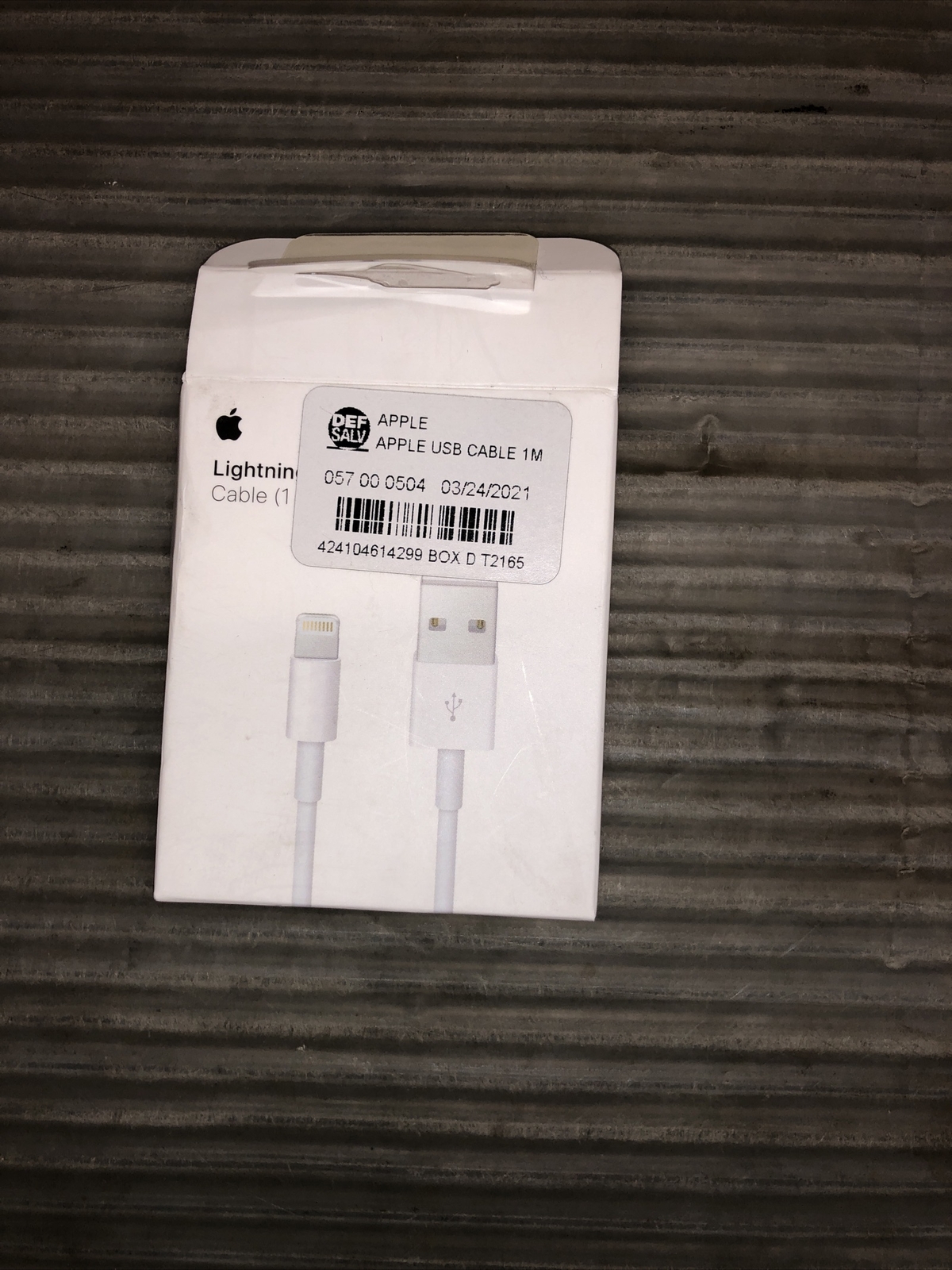 Genuine Apple 3.3′ 1m Lightning to USB Cable White MQUE2AM/A Genuine Apple 3.3′ 1m Lightning to USB Cable White MQUE2AM/A