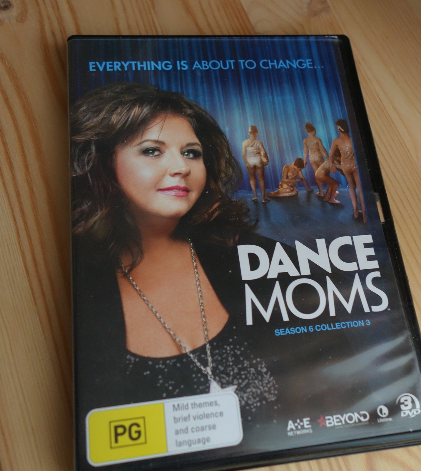 DANCE MOMS Season 6 Collection 3 3 Discs DVD Competitions DANCING TV Series RARE DANCE MOMS Season 6 Collection 3 3 Discs DVD Competitions DANCING TV Series RARE