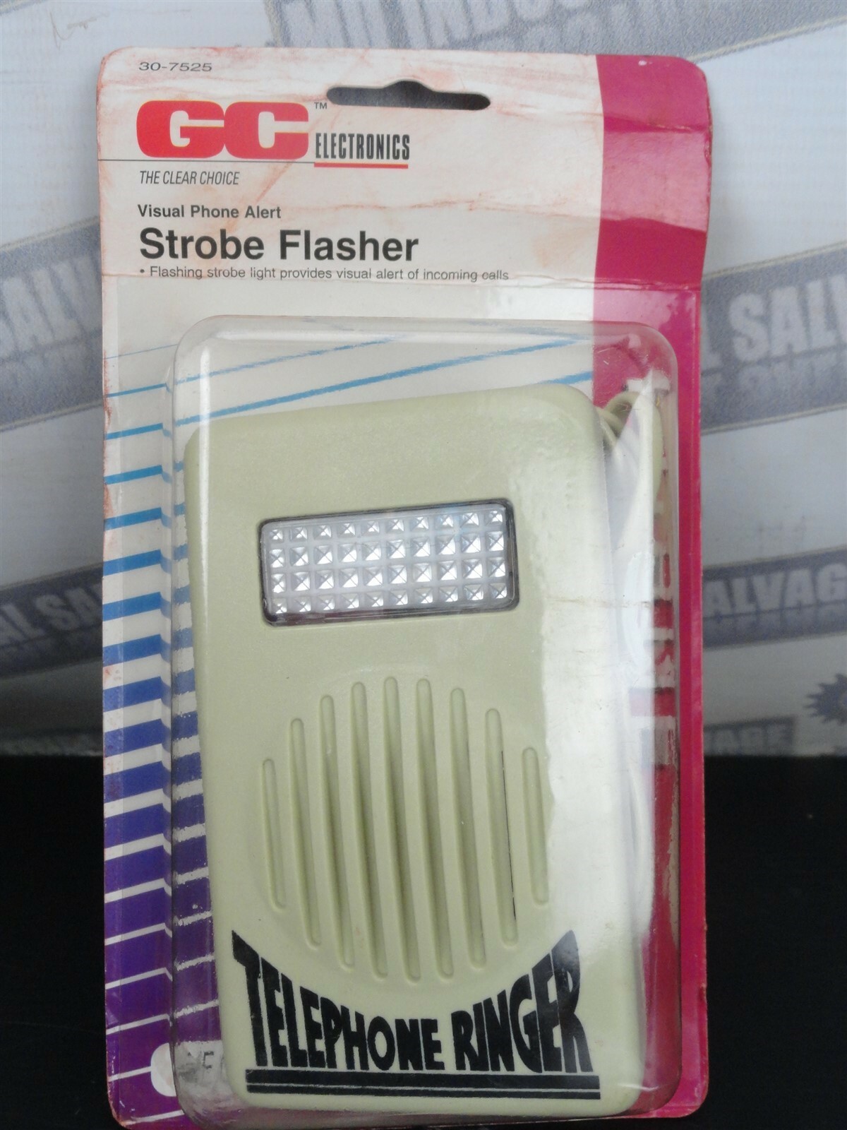 GC Electronics – Visual Phone Alert / STROBE FLASHER – Ships from U.S. (NEW) GC Electronics – Visual Phone Alert / STROBE FLASHER – Ships from U.S. (NEW)
