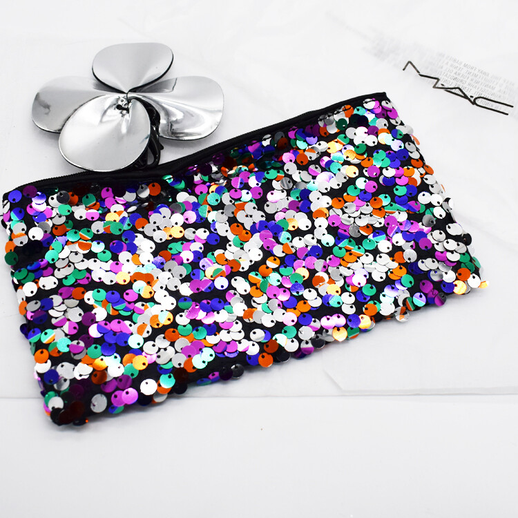 1x MAC Sequin Glitter Makeup Cosmetics Bag / Clutch / Pouch, Brand New!! 1x MAC Sequin Glitter Makeup Cosmetics Bag / Clutch / Pouch, Brand New!!