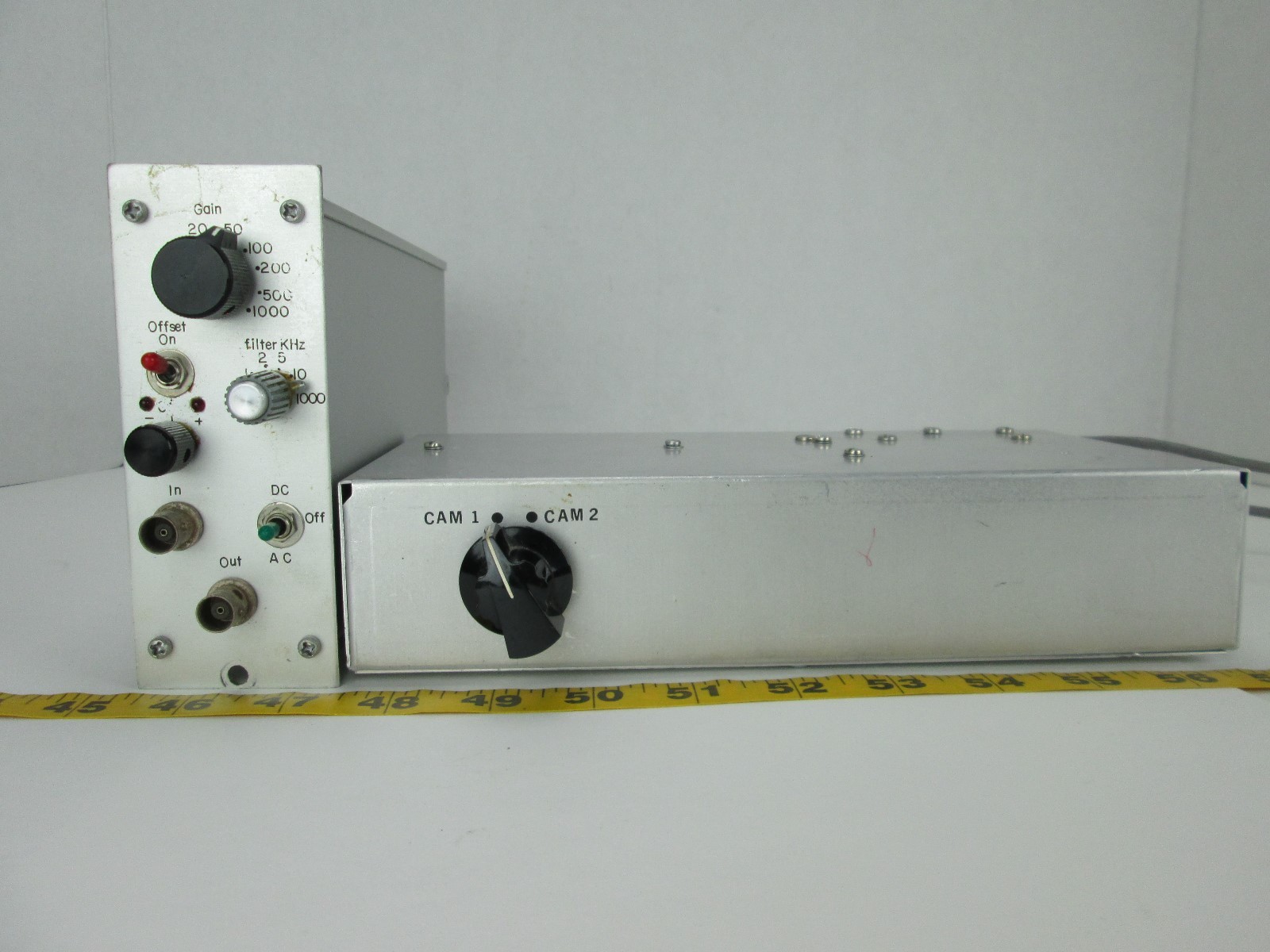Input Output Controller and Camera Switch Electronics AC DC 12V Sync Video T Input Output Controller and Camera Switch Electronics AC DC 12V Sync Video T