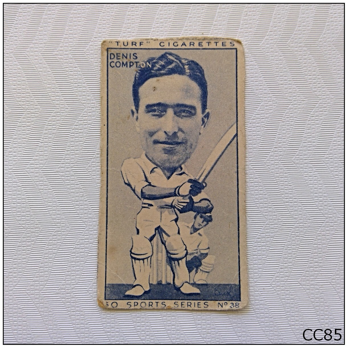 Turf Cigarette Card Sports Series #38 Denis Compton Cricket (CC85) Turf Cigarette Card Sports Series #38 Denis Compton Cricket (CC85)