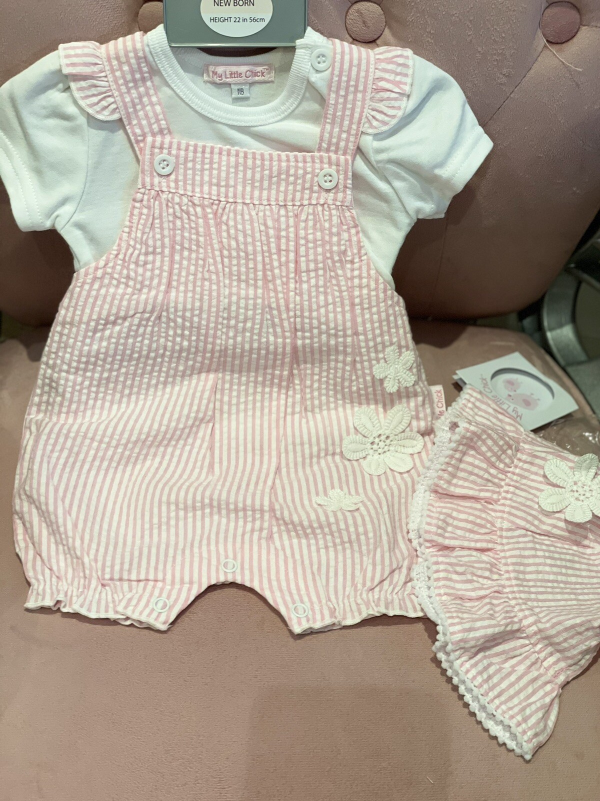 Spanish Style Newborn Baby Girls Dungaree Romper Set with Hat Striped 3pc 0-6 m Spanish Style Newborn Baby Girls Dungaree Romper Set with Hat Striped 3pc 0-6 m