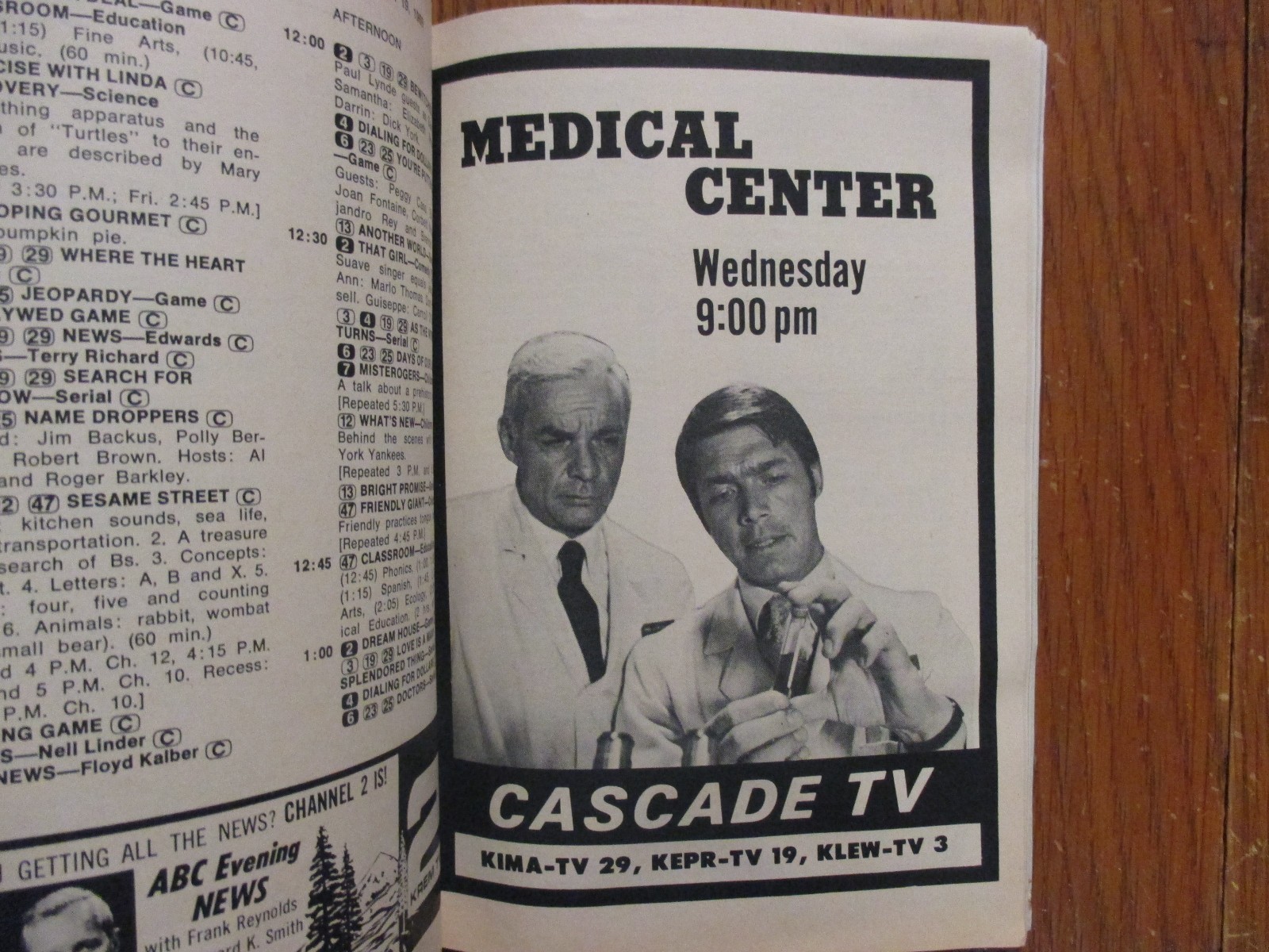 Nov. 15, 1969 TV Guide(MEDICAL CENTER/JOEY HEATHERTON/PETULA CLARK/ARTE JOHNSON Nov. 15, 1969 TV Guide(MEDICAL CENTER/JOEY HEATHERTON/PETULA CLARK/ARTE JOHNSON