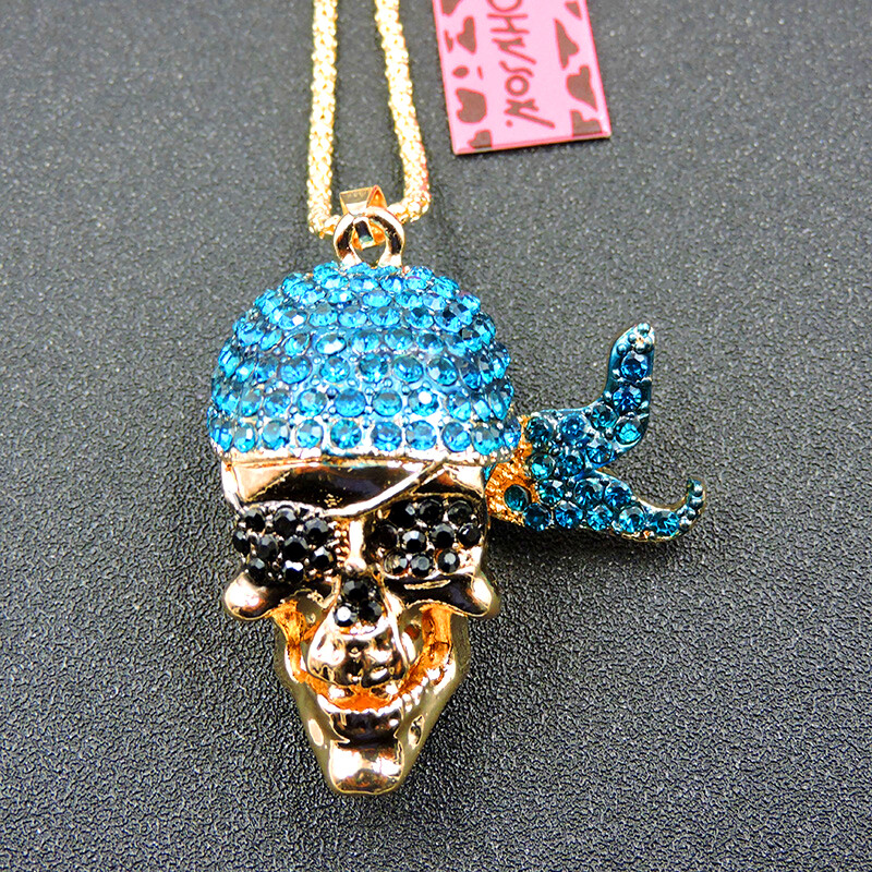 New Blue Crystal Fashion Rock Skull Pendant Betsey Johnson Long Necklace New Blue Crystal Fashion Rock Skull Pendant Betsey Johnson Long Necklace