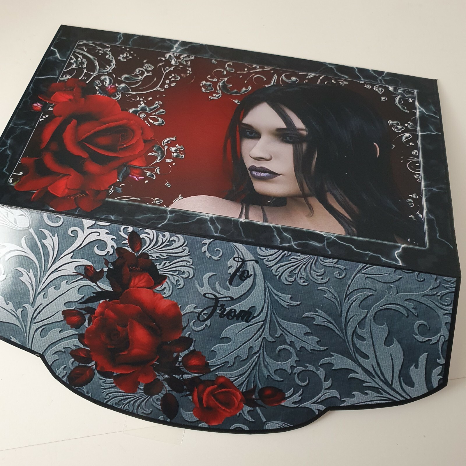 Pretty red roses Gothic Lady Birthday/Gift card/money wallet/Envelope/voucher Pretty red roses Gothic Lady Birthday/Gift card/money wallet/Envelope/voucher