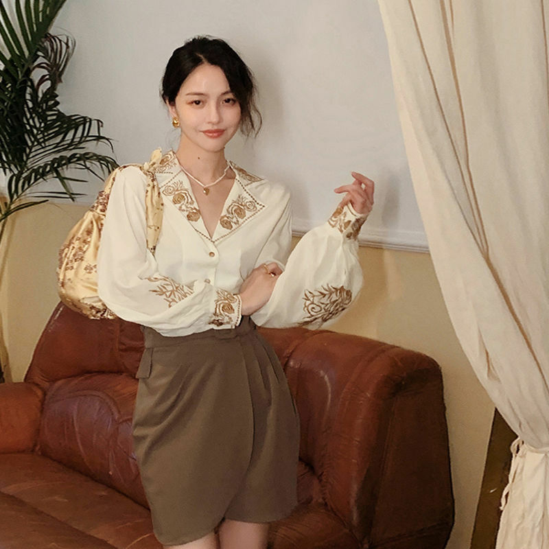 Fashion Womens Floral Embroidery Shirt Long Puff Sleeves V Neck Glossy Tops New Fashion Womens Floral Embroidery Shirt Long Puff Sleeves V Neck Glossy Tops New