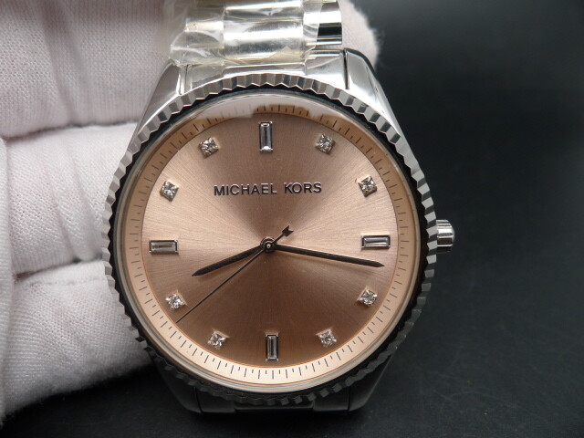 New Old Stock MICHAEL KORS Blake MK3239 Stainless Steel Quartz Women Watch New Old Stock MICHAEL KORS Blake MK3239 Stainless Steel Quartz Women Watch
