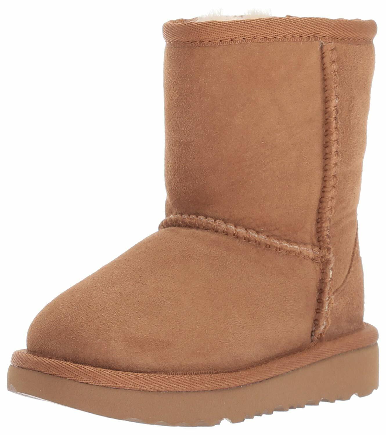 UGG Kids K Classic II Fashion Boot, Chestnut, Size 10.0 Nv0M