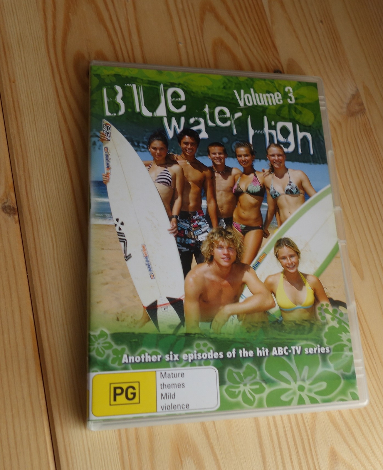 BLUE WATER HIGH Vol. 3 DVD ABC-TV Series DRAMA 2005 Region 4 AUSTRALIAN RARE BLUE WATER HIGH Vol. 3 DVD ABC-TV Series DRAMA 2005 Region 4 AUSTRALIAN RARE