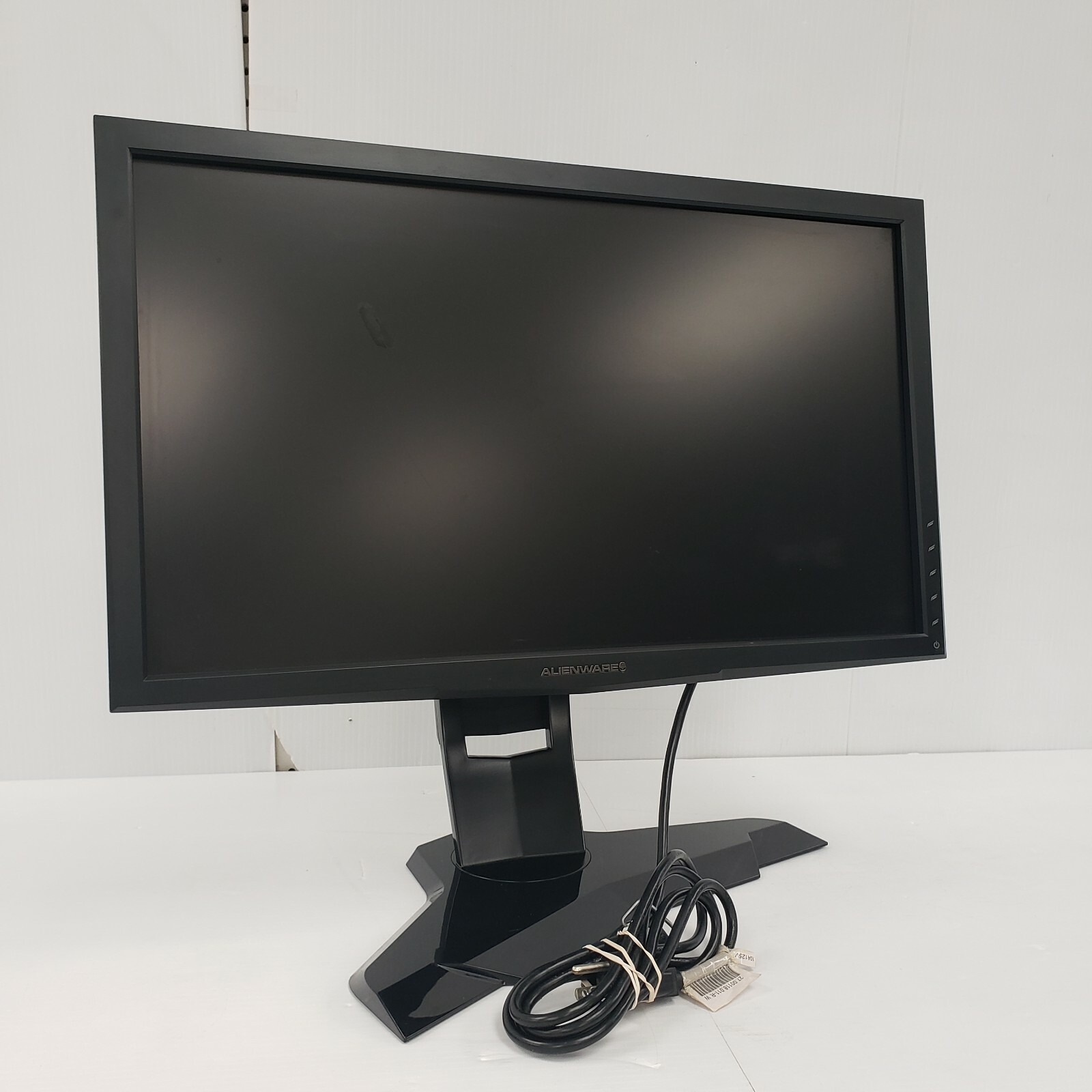 (I-26198) Alienware AW2210T Monitor (I-26198) Alienware AW2210T Monitor