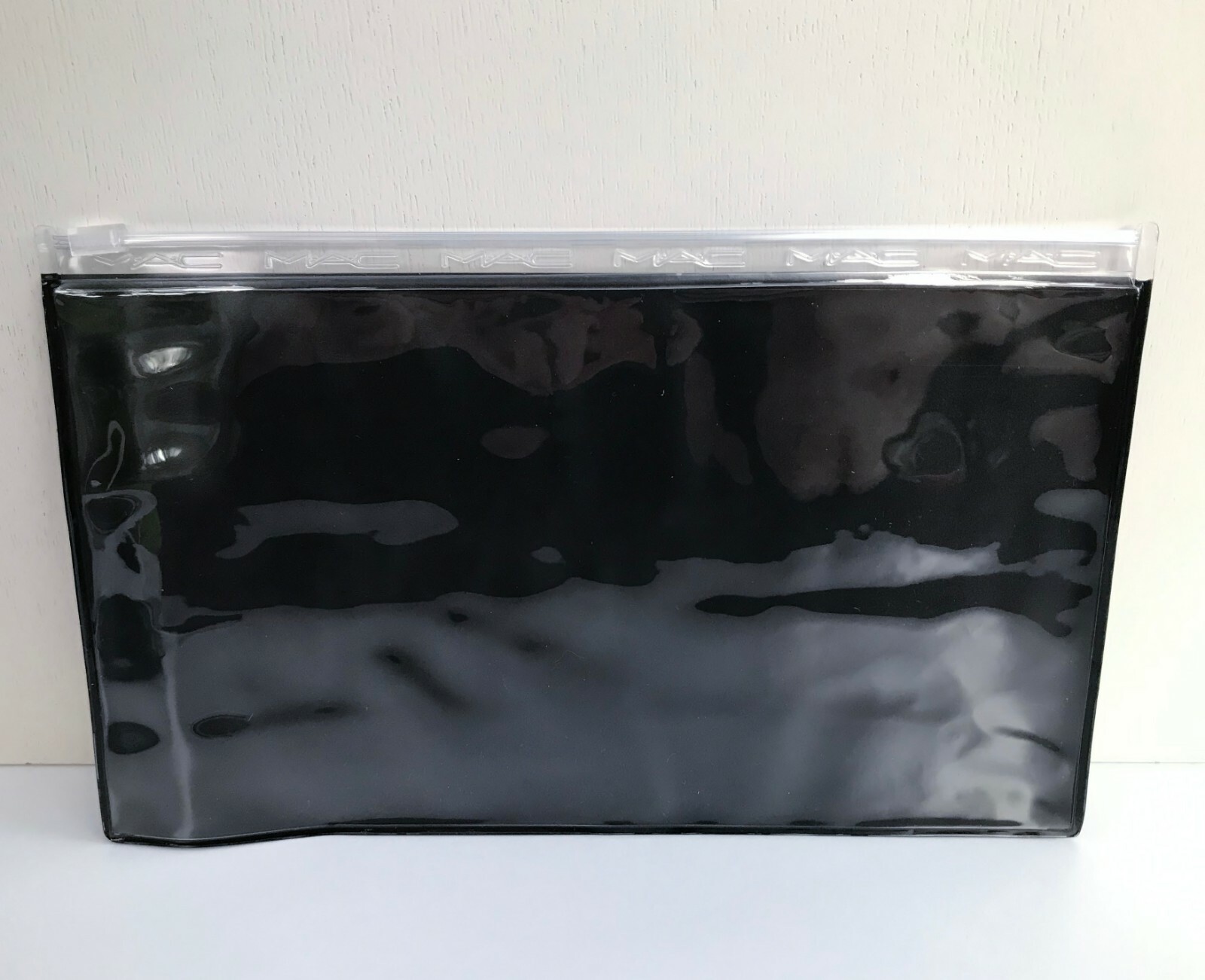 Napoleon Perdis Gold see through waterproof Makeup Cosmetic Bag / Pouch / Case Napoleon Perdis Gold see through waterproof Makeup Cosmetic Bag / Pouch / Case