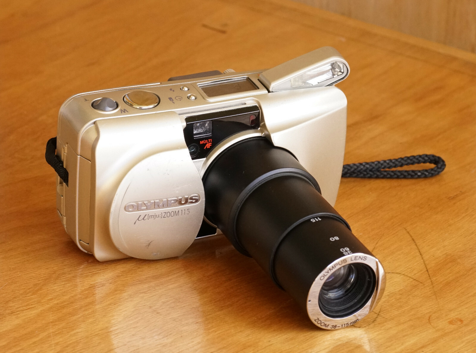 Olympus Stylus (mju:) Zoom 115 Point & Shoot 35mm Film Camera …Tested Working Olympus Stylus (mju:) Zoom 115 Point & Shoot 35mm Film Camera …Tested Working