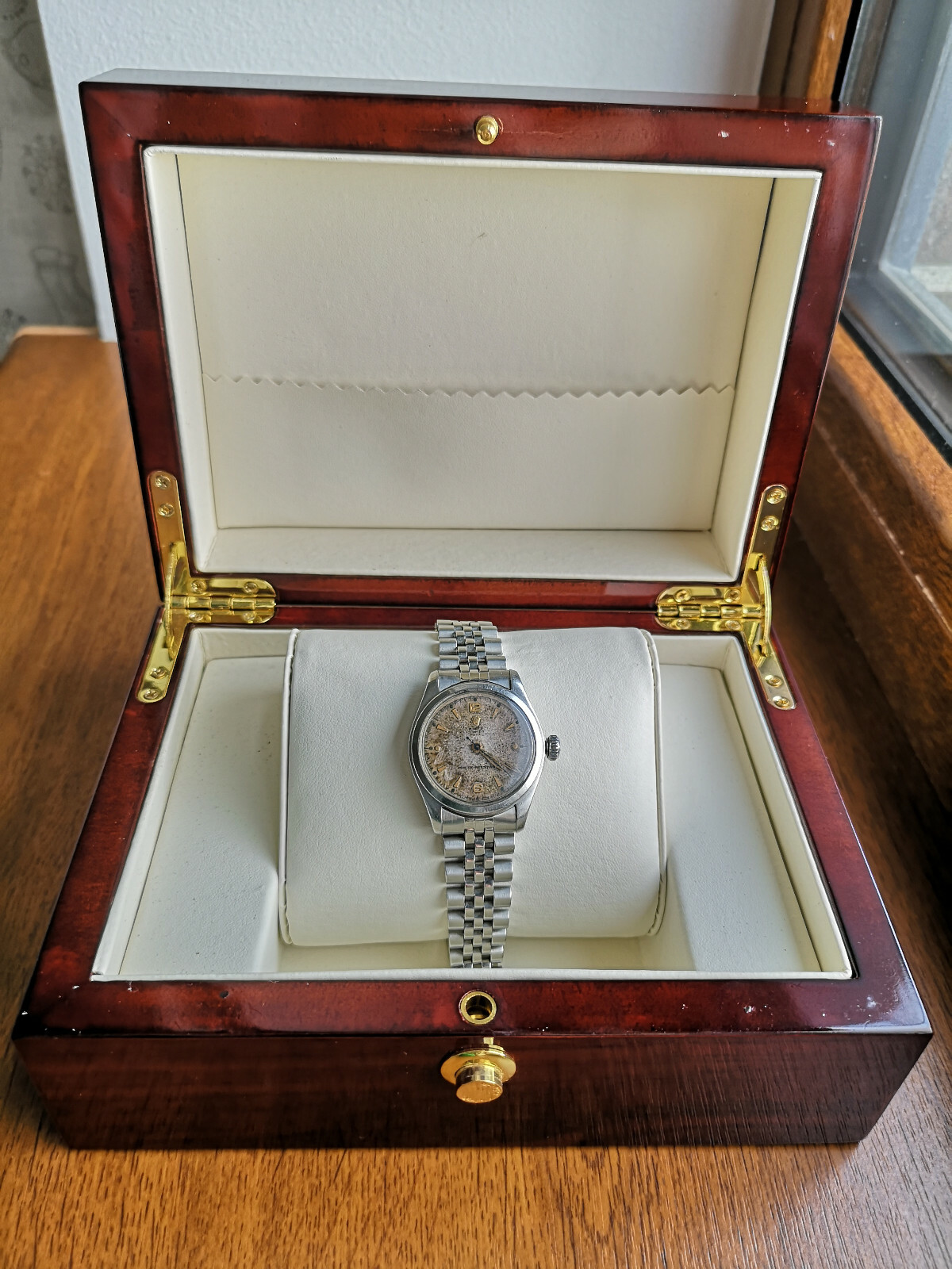 Genuine Rolex 6144 wristwatch with jubilee bracelet Genuine Rolex 6144 wristwatch with jubilee bracelet