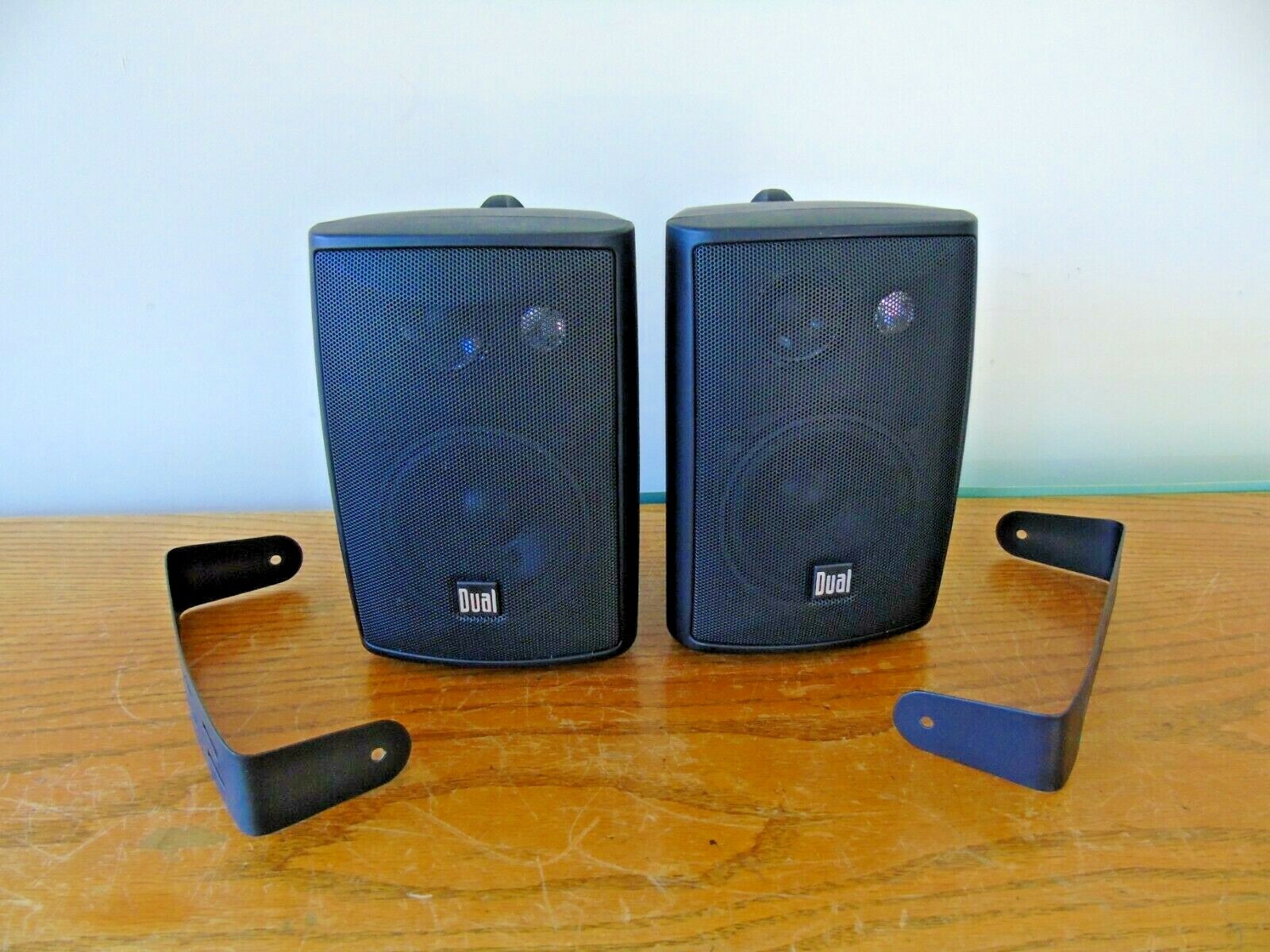 Dual Electronics LU43PB 3-Way Indoor/Outdoor Speakers – Black Dual Electronics LU43PB 3-Way Indoor/Outdoor Speakers – Black