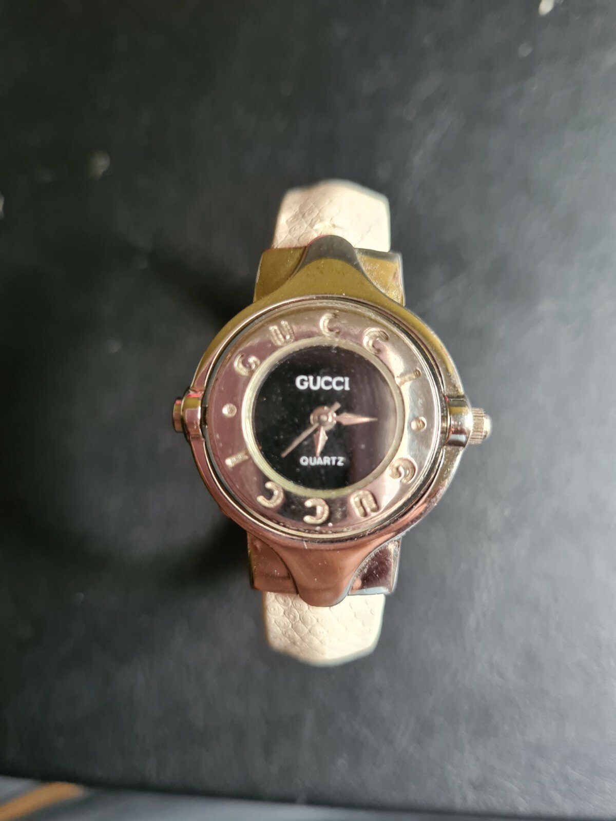 Ladies Gucci Watch Ladies Gucci Watch