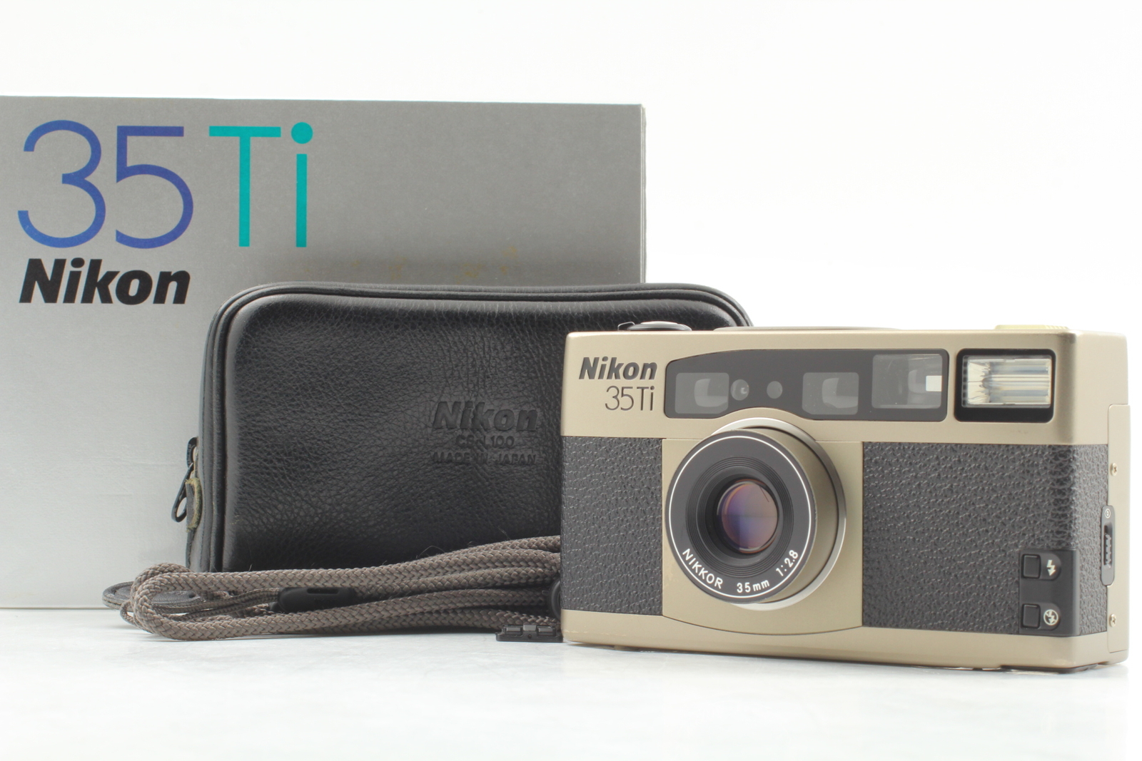 [MINT] Nikon 35Ti Compact 35mm Pint & Shoot Film Camera From JAPAN