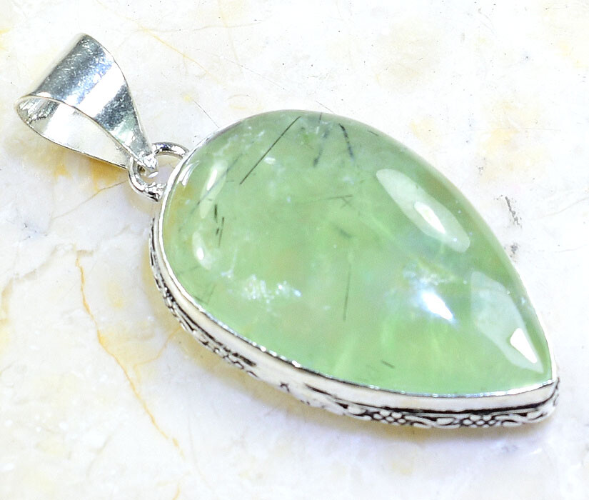 PREHNITE PENDANT 2 1/4″; X94691 PREHNITE PENDANT 2 1/4″; X94691