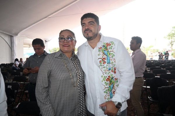Zenyazen Escobar reafirma su compromiso con el desarrollo agrícola en las Montañas Zenyazen Escobar reafirma su compromiso con el desarrollo agrícola en las Montañas