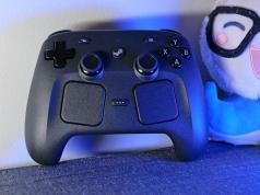 Un gamepad para buscar en la consola.