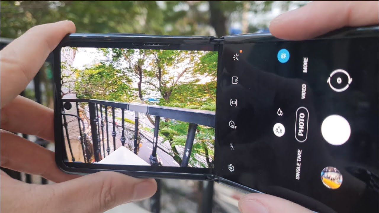 最高の 2 つの折りたたみ式携帯電話のカメラ テストはイライラするほど僅差でした 最高の 2 つの折りたたみ式携帯電話のカメラ テストはイライラするほど僅差でした