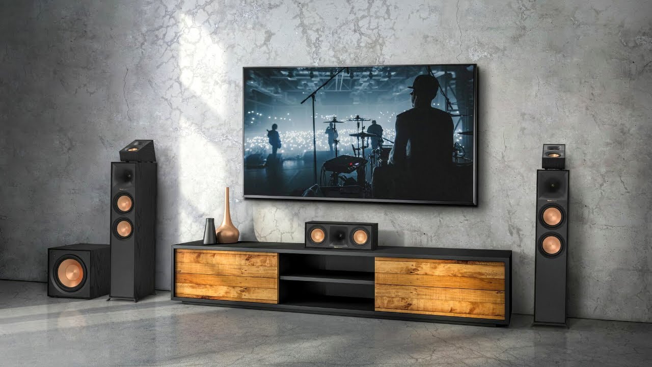 Klipsch の新しい Reference Premiere サブウーファーは本格的な低音を響かせます Klipsch の新しい Reference Premiere サブウーファーは本格的な低音を響かせます