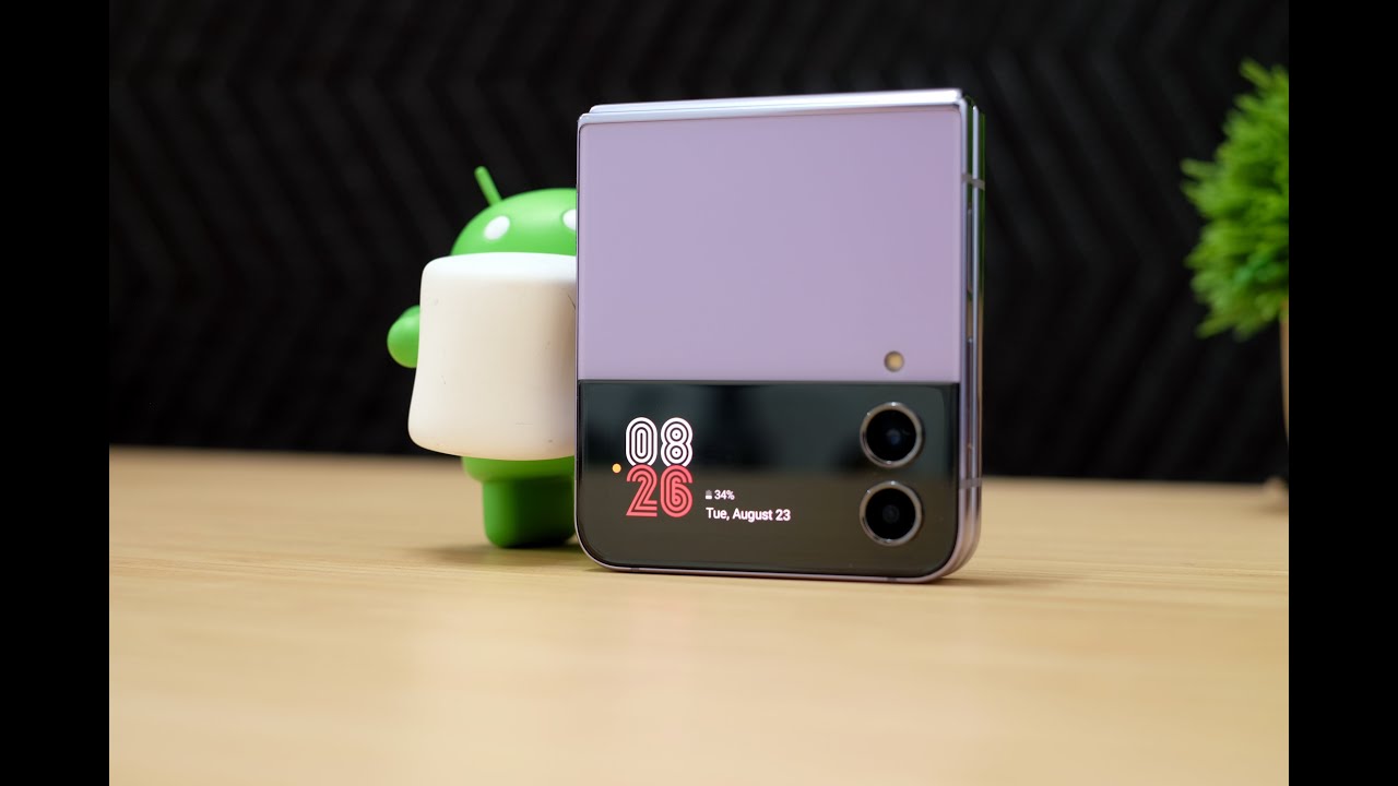 Galaxy Z Flip 4 のカバー画面でゲームをしたとき、衝撃を受けました Galaxy Z Flip 4 のカバー画面でゲームをしたとき、衝撃を受けました