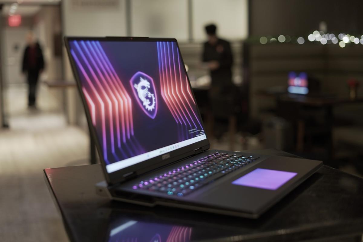 インテルの厄介な移行の年 インテルの厄介な移行の年