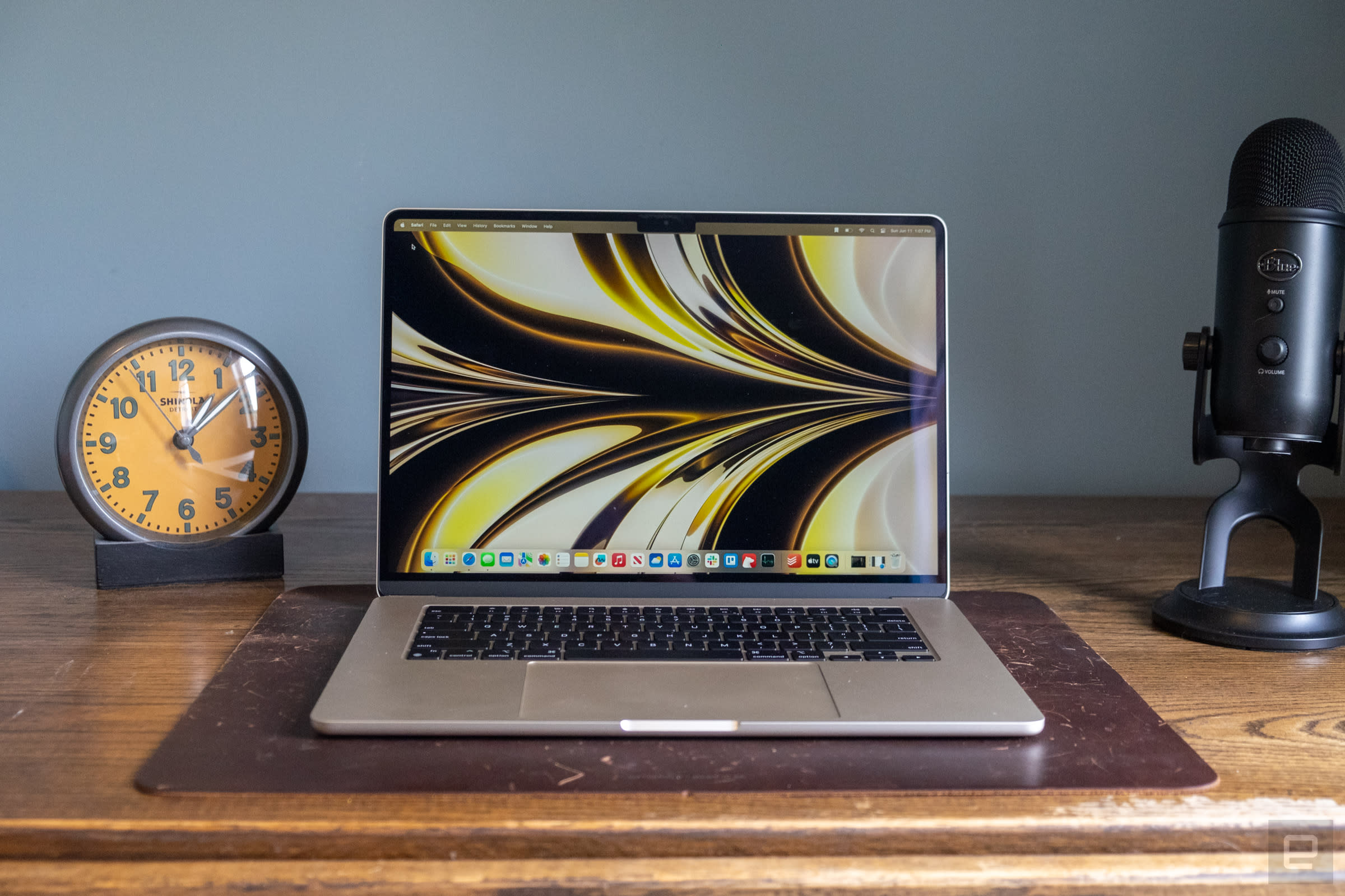 Appleの新しい15インチMacBook Airは大きくなったが、必ずしも優れているわけではない Appleの新しい15インチMacBook Airは大きくなったが、必ずしも優れているわけではない