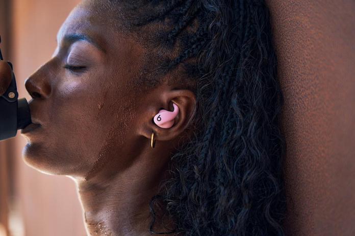Beats announces the Powerbeats Fit, a slightly updated successor to the Beats Fit Pro Beats announces the Powerbeats Fit, a slightly updated successor to the Beats Fit Pro