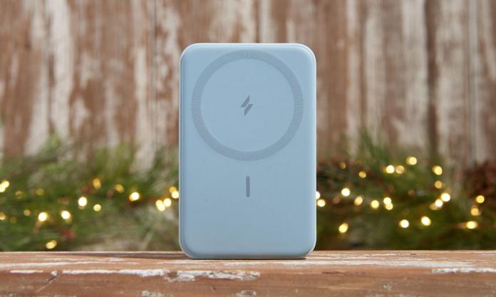 Pick up an Anker magnetic power bank while they are up to 42 percent off Pick up an Anker magnetic power bank while they are up to 42 percent off