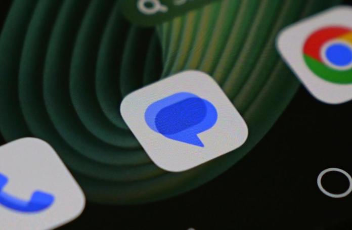 Google Messages can now blur nude images on Android Google Messages can now blur nude images on Android