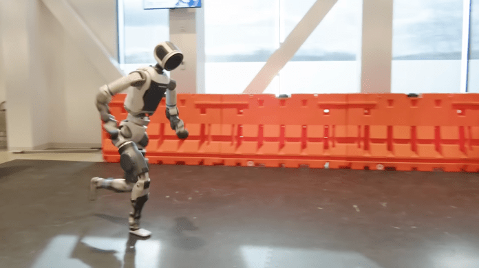 Watch the Atlas robot bust a move in Boston Dynamics’ latest video Watch the Atlas robot bust a move in Boston Dynamics’ latest video