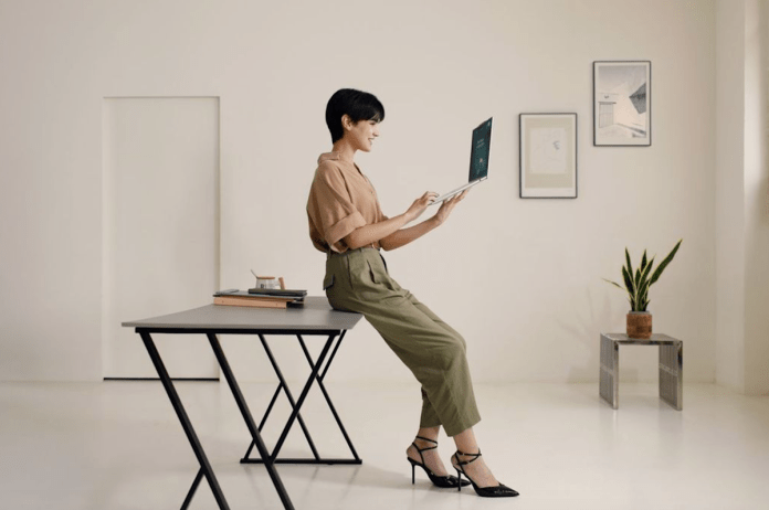 Acer’s Swift 16 Air laptop weighs less than 2.2 pounds Acer’s Swift 16 Air laptop weighs less than 2.2 pounds