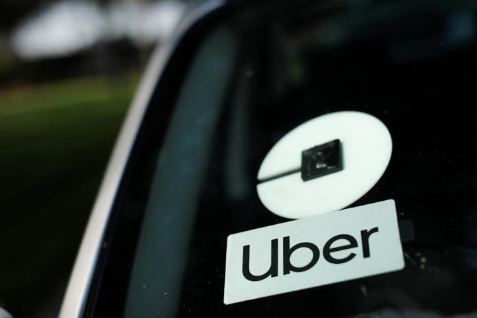 Uber and Lyft drivers in California are able to unionize under new law Uber and Lyft drivers in California are able to unionize under new law