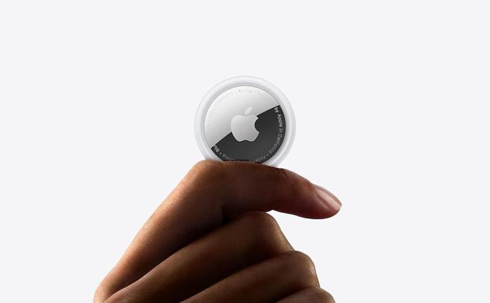 An AI pin is beneath Apple An AI pin is beneath Apple