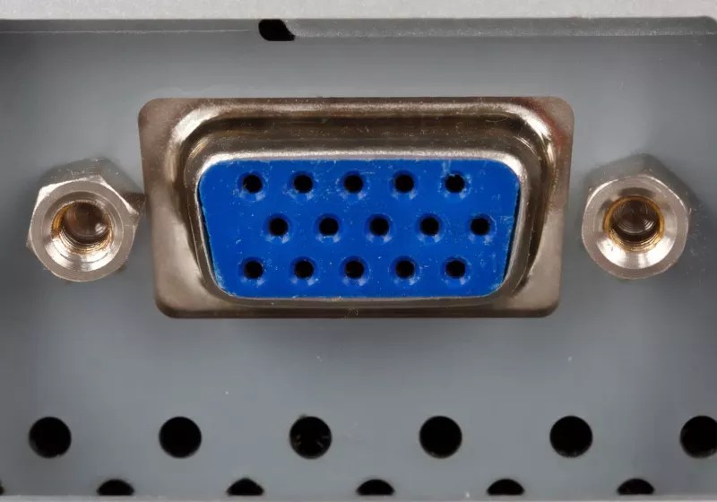 Panasonic abandons VGA port from “Let’s Note” laptops, signaling end of era in Japan Panasonic abandons VGA port from “Let’s Note” laptops, signaling end of era in Japan