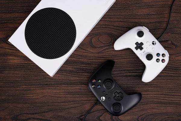 8Bitdo’s wired Xbox controller is just , plus the rest of this week’s best tech deals 8Bitdo’s wired Xbox controller is just , plus the rest of this week’s best tech deals