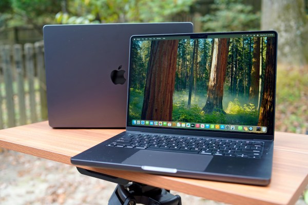 Ask Engadget: Is it a good time to move to Macs from Windows? Ask Engadget: Is it a good time to move to Macs from Windows?