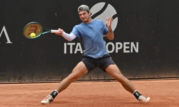 Challenger de Itajaí: Wild e Ribeiro garantem vaga na segunda rodada Challenger de Itajaí: Wild e Ribeiro garantem vaga na segunda rodada