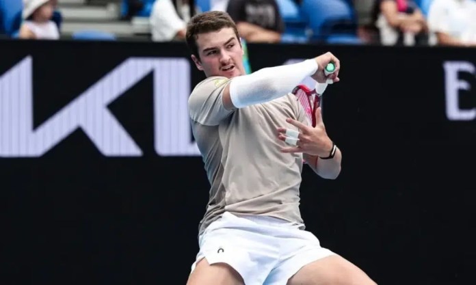 Confira o dia e horário da estreia de João Fonseca no Australian Open 2026 Confira o dia e horário da estreia de João Fonseca no Australian Open 2026