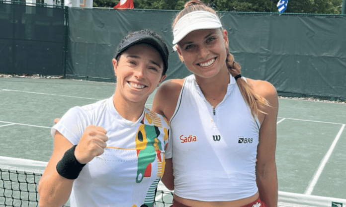 Brasileiras batem favoritas na final e conquistam título de duplas em Charlotte Brasileiras batem favoritas na final e conquistam título de duplas em Charlotte