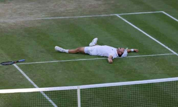 Arthur Fery, 114º do ranking, surpreende e está nas quartas de final em Wimbledon Arthur Fery, 114º do ranking, surpreende e está nas quartas de final em Wimbledon