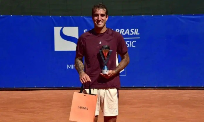 Felipe Meligeni vence ITF M25 e conquista título após mais de um ano Felipe Meligeni vence ITF M25 e conquista título após mais de um ano