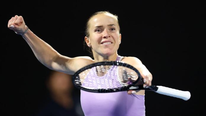Svitolina y Wang jugarán la final en Auckland tras vencer en dos grandes partidos de semifinales Svitolina y Wang jugarán la final en Auckland tras vencer en dos grandes partidos de semifinales