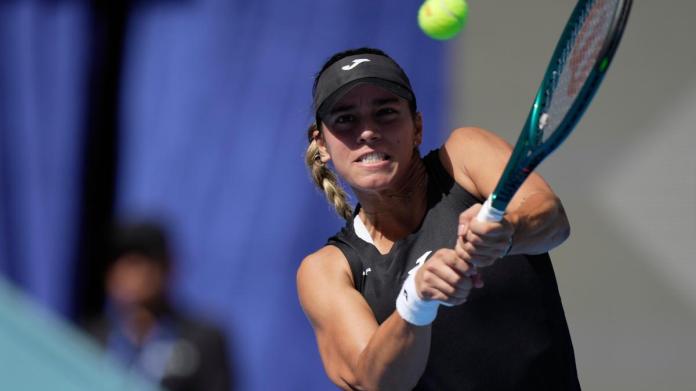 Bouzas cede ante Andreeva y se despide en la tercera ronda de Pekín Bouzas cede ante Andreeva y se despide en la tercera ronda de Pekín