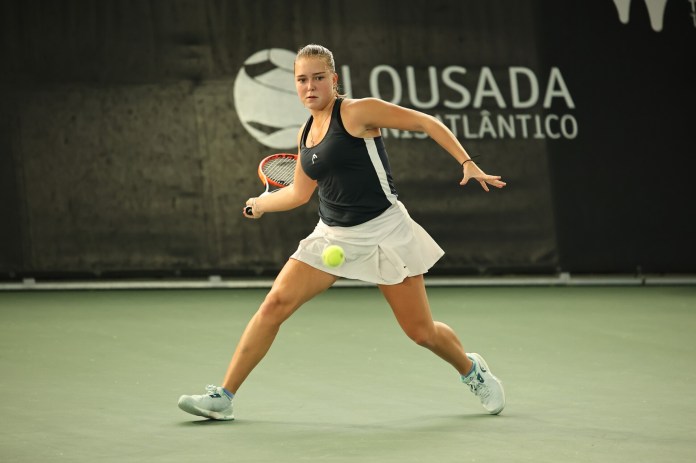 Angelina Voloshchuk embala e segue para as meias-finais em Lousada Angelina Voloshchuk embala e segue para as meias-finais em Lousada